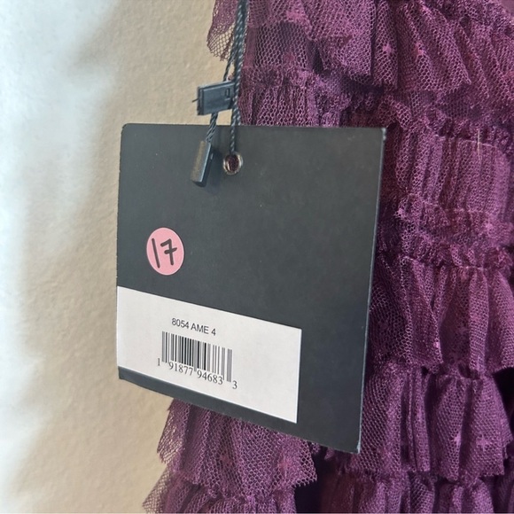 Mac Duggal 8054 Dress - Picture 5 of 8